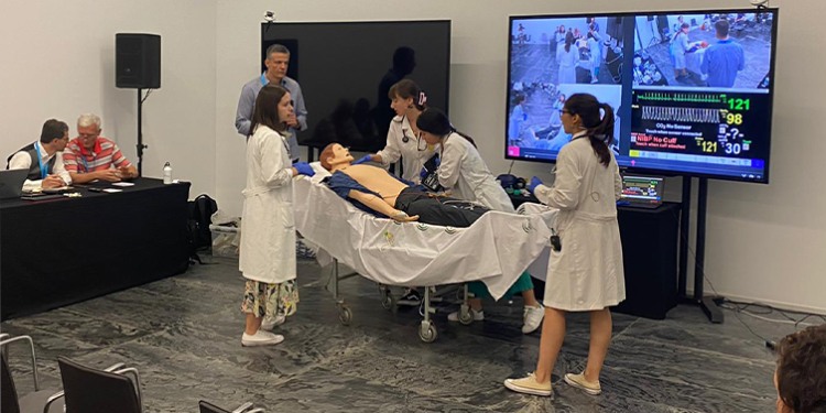 Estudantes da FMUC conquistam o primeiro prémio da competição europeia SIMUniversity