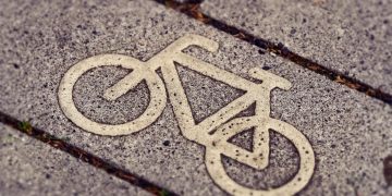 Estudo da Universidade de Coimbra aponta desigualdades sociais no acesso a ciclovias e sistema de bicicletas partilhadas de Lisboa