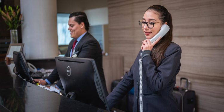 Restauração, Hotelaria e Turismo é a área com mais oferta de empregos de verão, com aumento de 29% em maio