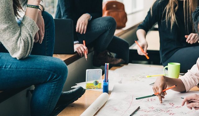 Programa YOUTH dedicado a jovens mulheres com candidaturas abertas
