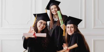 Há mais mulheres do que homens com Ensino Superior em Portugal