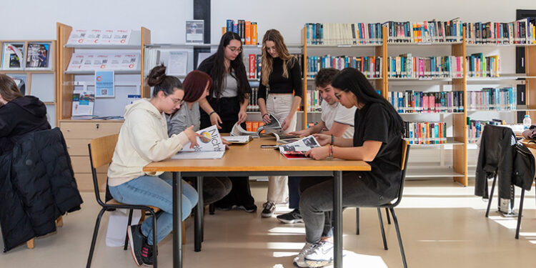 Cursos de Especialização: Formação na UA para quem quer reforçar competências