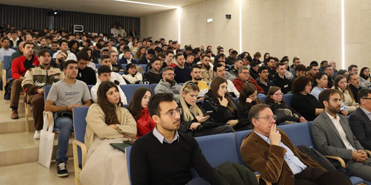 IPCA TEC SUMMIT proporciona aos estudantes o contacto com grandes empresas de Tecnologia