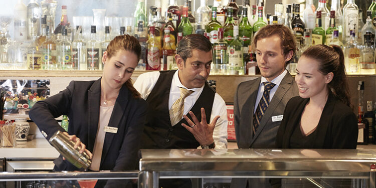 Les Roches promove Individual Meetings e Personal Interviews de 14 a 21 de fevereiro 
