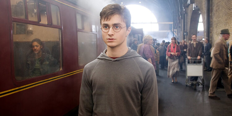 A adaptação de "Harry Potter" já tem guionista e escritor!