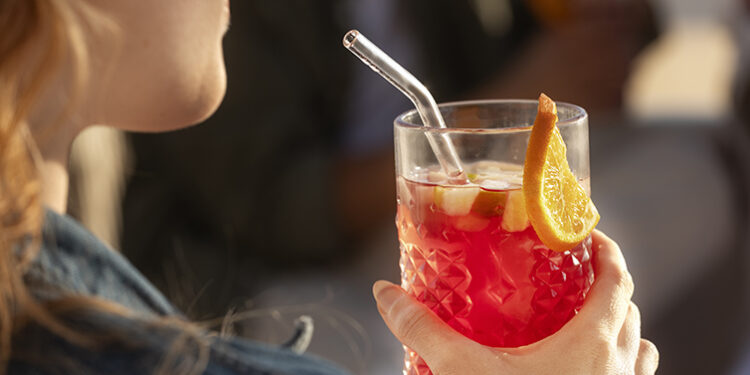 "All You Can Party" com bar aberto, concertos ao vivo e cocktails especiais!
