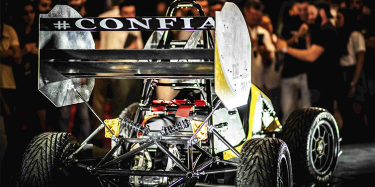 Politécnico de Leiria estreia carro elétrico (com condução autónoma) na Formula Student Portugal