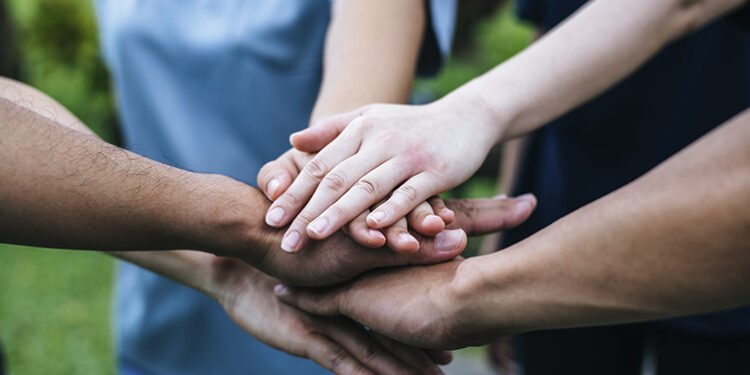 Queres voluntariar? Vem ser VO.U!