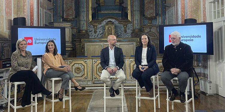 Universidade Europeia reforça ligação entre estudantes (e empresas)