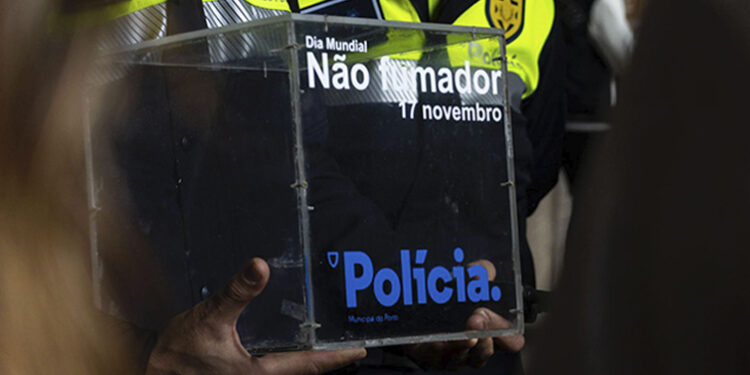 Dia Mundial do Não Fumador une Ensino Superior e Polícia Municipal do Porto (em ação de sensibilização)