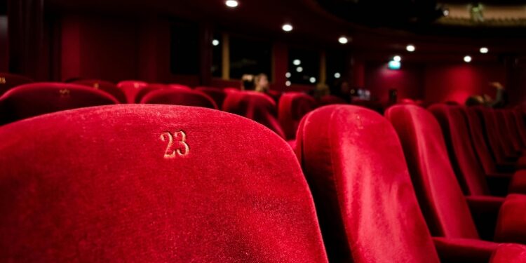 Ministério da Cultura anuncia 50% de desconto em peças de teatro (a menores de 25 anos)