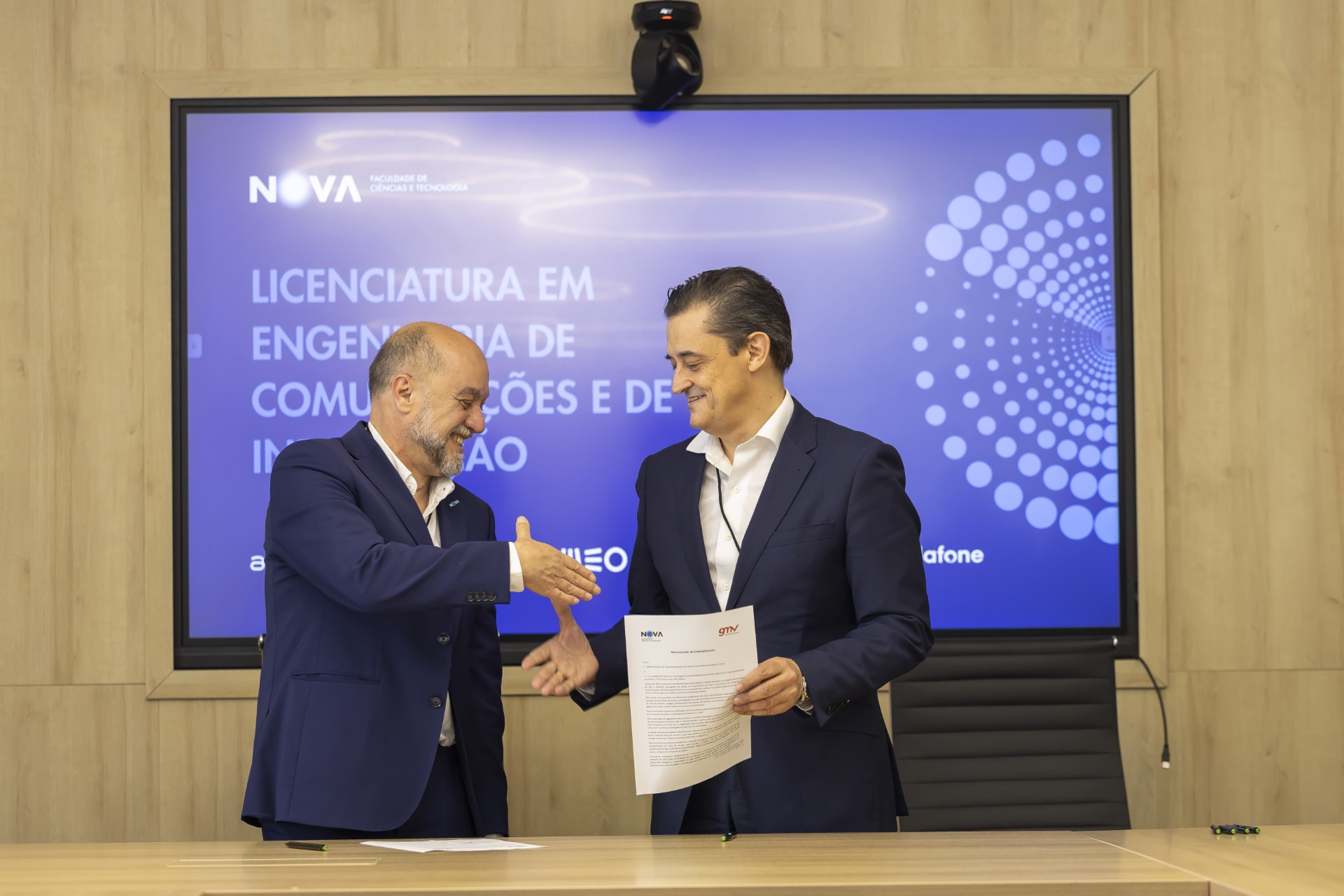 GMV apoia nova Licenciatura da NOVA FCT (para formar Engenheiros do futuro)