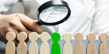 Feiras de Emprego: O início de uma jornada ou um sinal para mudar de rota?