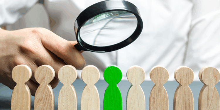 Feiras de Emprego: O início de uma jornada ou um sinal para mudar de rota?
