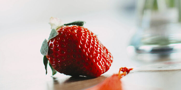 O (viral) morango do amor chegou a Lisboa