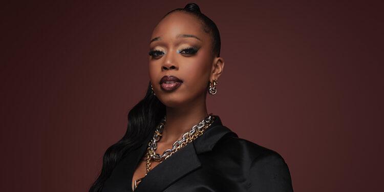 Yasmine anuncia concerto (em nome próprio) no Coliseu dos Recreios