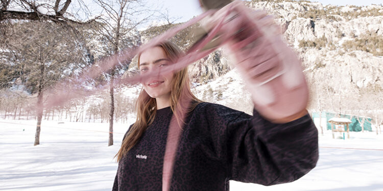 "Snow Much Fun" da Victoria Shoes promete estilo e atitude!