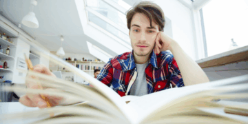 Altice Labs distingue universitários (com "Reconhecimento Alcino Lavrador")