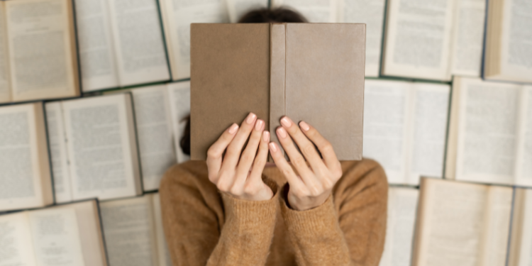 "O Crime Mais Maravilhoso do Ano" combina ação (e mistério)