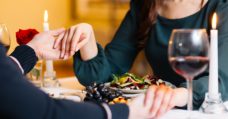 Farto/a de fazer de "vela"? Príncipe Real oferece-te refeição (grátis) no Dia dos Namorados